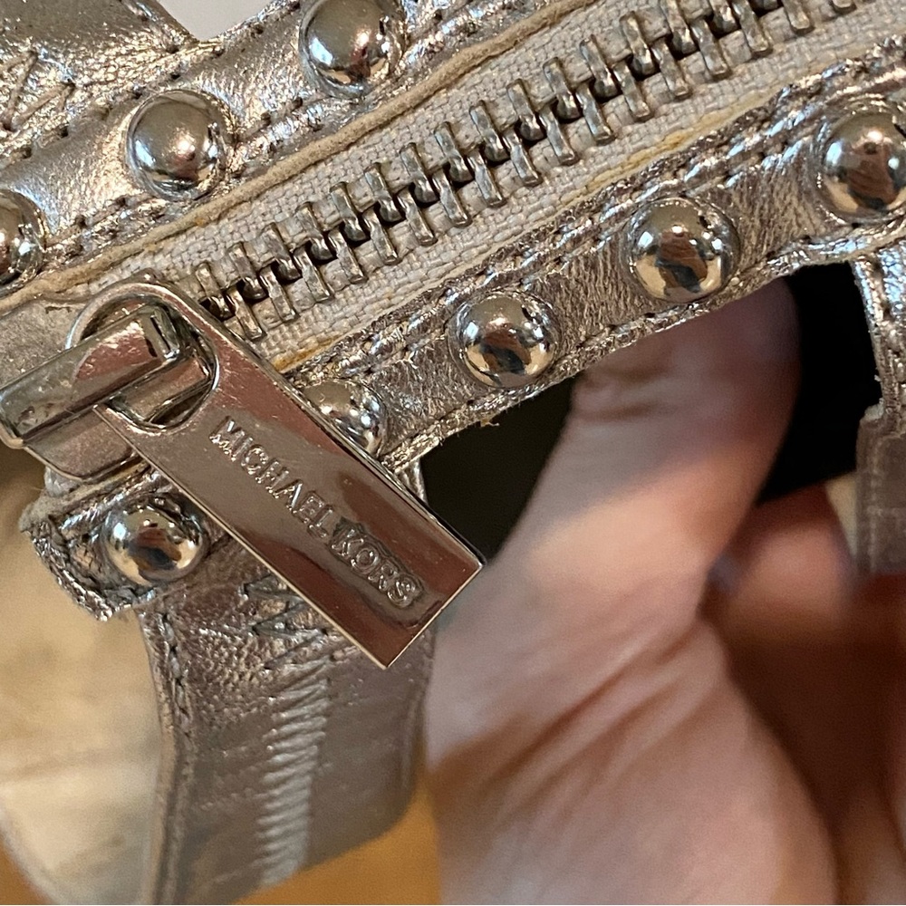 Michael Kors Berkeley Studded T-Strap Zipper Heels Women’s 8 Y2K - Picture 9 of 9